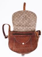 Bőr női oldaltáska, 23x27 cm