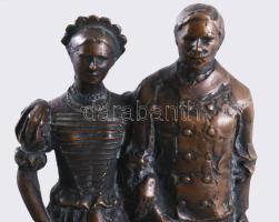 Józsa Lajos (1944-): Bika Bálint és felesége. Bronz, talapzaton, jelzett, m: 34,5 cm /// Lajos Józsa...