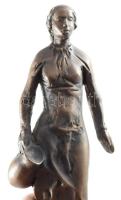 Józsa Lajos (1944-): Vízhordó asszony. Bronz, márvány talapzaton, m: 25,5 cm