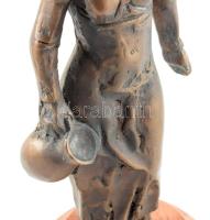 Józsa Lajos (1944-): Vízhordó asszony. Bronz, márvány talapzaton, m: 25,5 cm