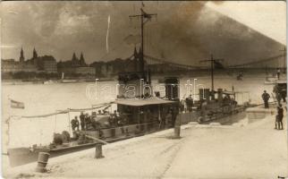 1925 Budapest, Magyar Királyi Folyamőrség "SZEGED" (ex SM Pb Wels) őrnaszádja / Hungarian Royal River Guard ship "SZEGED". photo (vágott / cut)