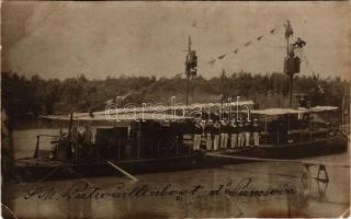 1913 Pancsova, Pancevo; SM Pb "d" őrnaszád, matrózok. Dunaflottilla / K.u.K. Kriegsmarine Donauflottille SM Patrouillenboot "d" / Austro-Hungarian Navy Danube Fleet river guard boat with mariners. photo (EB)