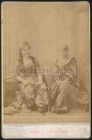 cca 1870 Vízipipázó török nők, keményhátú fotó Sébah &amp; Joailler konstantinápolyi műterméből, 16×10,5 cm