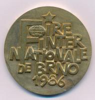 Csehszlovákia 1986. "Brünni Nemzetközi Vásár" kétoldalas aranyozott bronz emlékérem (60mm) T:XF kopott aranyozás Czechoslovakia 1986. "International Fair Brno" double-sided gilded bronze commemorative medal. "FIRE INTERNATIONALE DE BRNO 1986" (60mm) C:XF worn gilding