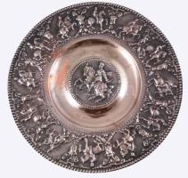 Lovas dísztányér, kis kopással, d: 31 cm