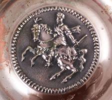 Lovas dísztányér, kis kopással, d: 31 cm