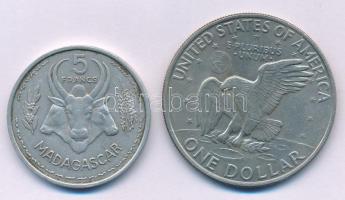 Amerikai Egyesült Államok 1971S 1$ Ag "Eisenhower" + Madagaszkár 1953. 5Fr Al T:AU-XF
USA...