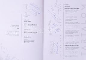 Martinek János, Cszizmadia Kolos, Nagy Péter, Lévai Zoltán és Havasi Gergő olimpikonok aláírásai a 2...