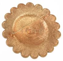 Christian Dior bross, jelzett, aranyozott réz, kristály, d: 9,5 cm, nem hozzávaló dobozzal