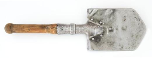Világháborús gyalogsági ásó "33 Sz" jelzéssel, h: 48 cm