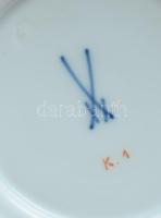 Meissen állatfej dekoros kancsó, jelzett, fedél szájánál kis lepattanással, m: 26,5 cm