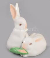 Herendi porcelán nyulak, kézzel festett, jelzett, hibátlan, m: 9 cm, h: 7 cm.
