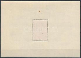 1949 Lánchíd III. blokk (110.000) (2 helyen kis gumihiba, bepattant fog / small gum disturbances)