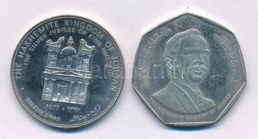 Jordánia 1977. 1/4D Cu-Ni "Ezüstjubileum - I. Huszejn király" + 1980. 1/2D Cu-Ni "Hidzsra - Mohamed vándorlásának tizenötödik évszázada" T:AU,XF Jordan 1977. 1/4 Dinar Cu-Ni "Silver Jubilee - Hussein I" + 1980. 1/2 Dinar Cu-Ni "The Hijra - Fifteenth Century of the Migration of Mohammed" C:AU,XF Krause KM#30, KM#42