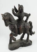 Faragott fa kínai lovas figura, m: 30 cm