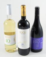 3 palack bor: 2017 Bock 40 Harvest száraz vörösbor, 0,75 l + 2020 Egri Pinot Noir Superior száraz vörösbor, 0,75 l + 2022 Irsai Olivér száraz fehérbor, 0,75 l