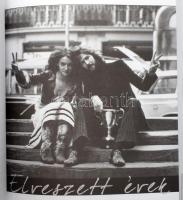 Eric Clapton: Clapton. Az önéletrajz. Ford.: Kiss Borbála Réka. Bp., 2008, Showtime Budapest Kft. Ki...