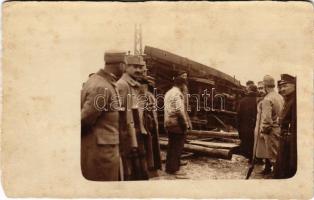 Osztrák-magyar katonák egy felborult vonat (?) mellett / Austro-Hungarian soldiers in front of an overturned train (?). photo (fl)