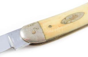 Régi női zsebkés, bicska, két pengével. Kinyitva nagy pegével 15 cm