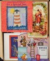 Kb. 900 db MODERN üdvözlőlap, ünnepek, reklám stb. dobozban sok egyedivel, kihajthatóval / Cca. 900 modern greeting postcards in a box