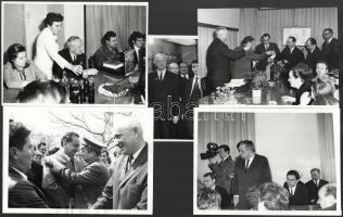 1971 Budapest, A. V. Filipcsenko űrhajós ezredes és B. N. Rogyionov professzor Távközlési Kutató Int...