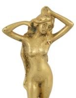 Antik bronz női akt szobor, talapzaton, jelzés nélkül, kopottsággal, m: 17 cm