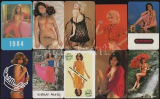 10 db hölgyeket ábrázoló és erotikus kártyanaptár