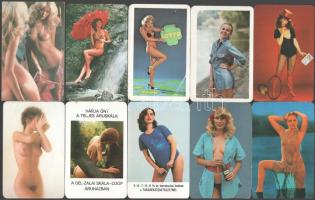 10 db hölgyeket ábrázoló és erotikus kártyanaptár