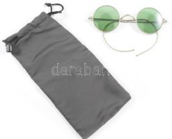 Régi drótkeretes napszemüveg