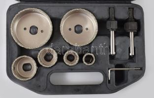 Koronafúró készlet dobozában