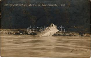 1913 Sarmingstein; Schiffsunglück / shipwreck, ship accident, river Danube. photo Paul Ledermann (kopott élek/worn edges)