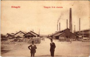 Diósgyőr (Miskolc), Vasgyár II. részlete, iparvasút, vagonok, fatelep. W. L. (?) (EK)