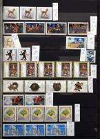 Berlin Tartalmas gyűjtemények, gyűjteményrészek, több példányos előrendezők 2 nagy albumban + 4 A4-e...