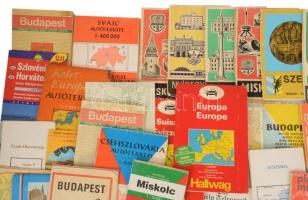 Kb 60 db modern térkép, nagyrészt magyar várostérképek, kevés európai
