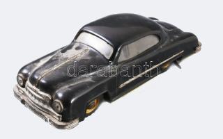 VEB Spielwaren Werk Patent-lineol 510 lemezautó, kulcs nélkül, cca 1950, jó állapotban, h: 24 cm