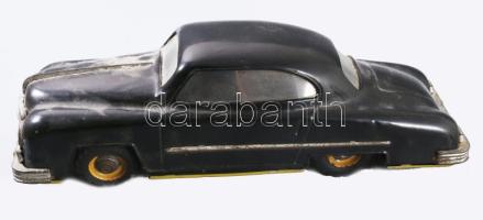 VEB Spielwaren Werk Patent-lineol 510 lemezautó, kulcs nélkül, cca 1950, jó állapotban, h: 24 cm