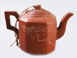 cca 1950 Kínai teás kanna. Jelzett, oldalán a készítő szignójával, illetve datálással, hibátlan, m: 13 cm