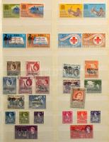 Kelet-afrikai angol gyarmatok tartalmas gyűjtemény, sok száz bélyeg teljes sorokkal, sok régivel, jo...