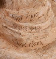 Zsombori Árpád (1958-): Gondolkodó férfi. Kerámia jelzett, m: 16 cm