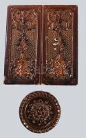 cca 1895-1910 Faragó Lajos Czegléd kályhacsempe és tisztítózáró, sérüléssel, d: 12 cm, 24x22 cm
