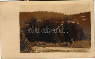 1923 Storozhynets, Storojinet, Storoschynez, Storozyniec, Storozynetz (Bukovina, Bucovina, Bukowina); hiker, tourist. photo (EK)