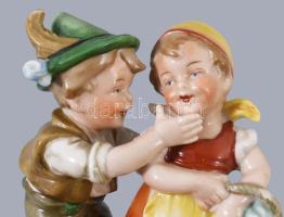 Wagner &amp; Apel Bertram udvarló kisfiú. Jelzett, kézzel festett, hibátlan, m: 12 cm