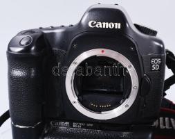 Canon EOS 5D fényképezőgép, kiegészítőkkel
