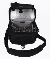 Lowepro Nova 3 AW fotós táska, belül folttal, cca 30x20 cm