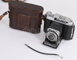 Kodak Duo 620 fényképezőgép Schneider-Kreuznach Xenar f:3,5 F:7,5 objektívvel, eredeti bőr tokjában.