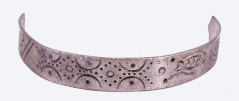 Törtezüst, jelzett, 22,3g