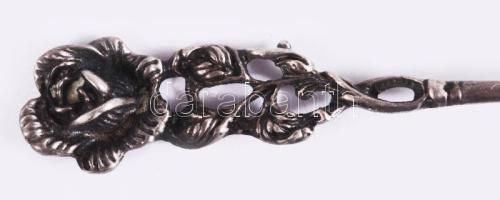 Ezüst (Ag) lekvárkanál, jelzés nélkül, h: 11 cm, nettó 10,7g