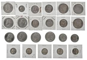 Amerikai Egyesült Államok 1971. 1/2$ Cu-Ni "Kennedy" + 1$ Cu-Ni "Eisenhower" (3x) + 1976. 1/4$ (25c) Cu-Ni "Bicentenárium" (6x) + 1976. 1/2$ Cu-Ni "Kennedy" (6x) + 1$ Cu-Ni "Eisenhower" (7x) T:AU,XF USA 1971. 1/2 Dollar Cu-Ni "Kennedy" + 1 Dollar Cu-Ni "Eisenhower" (3x) + 1976. 1/4 Dollar (25c) Cu-Ni "Bicentennial" (6x) + 1976. 1/2 Dollar Cu-Ni "Kennedy" (6x) + 1 Dollar Cu-Ni "Eisenhower" (7x) C:AU,XF