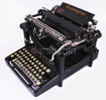 cca 1921 Remington Standard No.10 írógép. Made at Iliin, New York,, USA. Magyar billentyűzettel, ill...