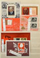 Szovjetunió blokk és kisív tétel A4-es berakóban, kb 80 db